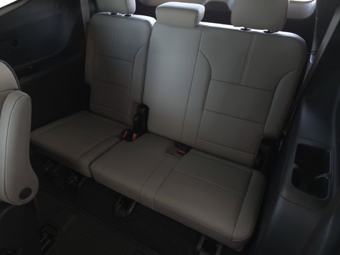 New 2026 GMC Acadia Elevation w/ Elevation Premium Package FWD image 33