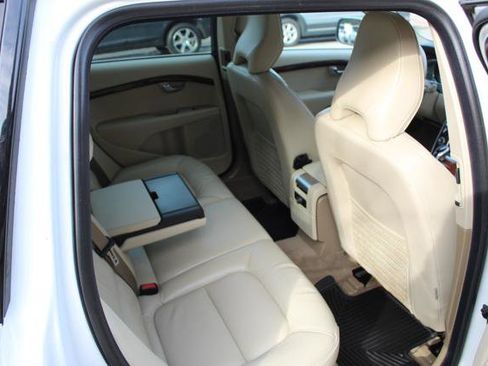 Used 2015 Volvo XC70 3.2 Premier Plus image 31