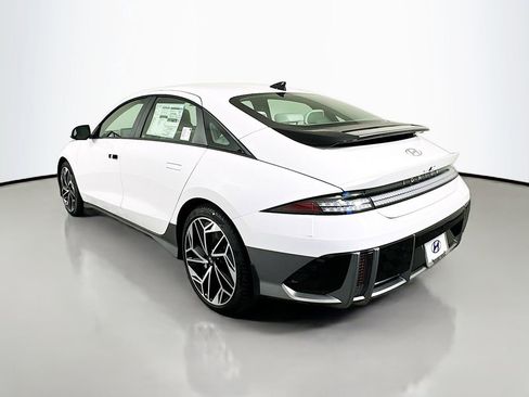 New 2025 Hyundai Ioniq 6 SEL image 7