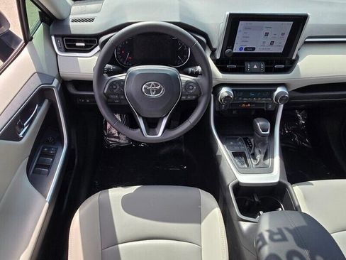 Used 2024 Toyota RAV4 XLE Premium FWD image 13