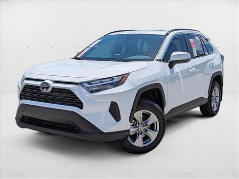 New 2025 Toyota RAV4 XLE w/ Convenience Package AWD/4WD image 1