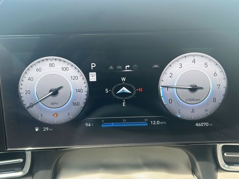 Used 2025 Hyundai Elantra SEL FWD image 11