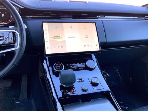 Used 2023 Land Rover Range Rover Sport SE image 6