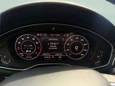 Used 2018 Audi A4 2.0T allroad Prestige w/ Prestige Package image 12