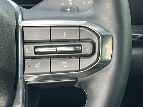 Used 2026 GMC Terrain Elevation w/ Black Edition FWD image 18