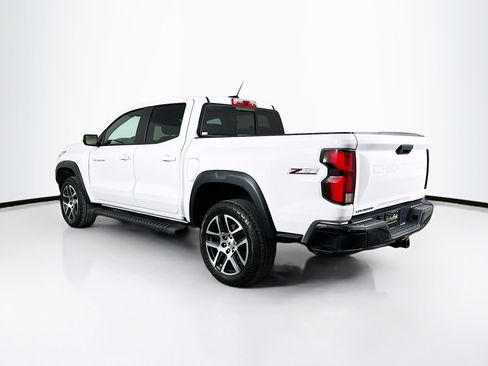 Used 2023 Chevrolet Colorado Z71 w/ Z71 Convenience Package 2 image 5