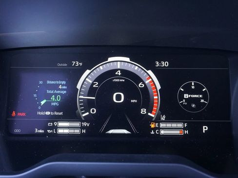 New 2026 Toyota Tundra Platinum AWD/4WD image 5