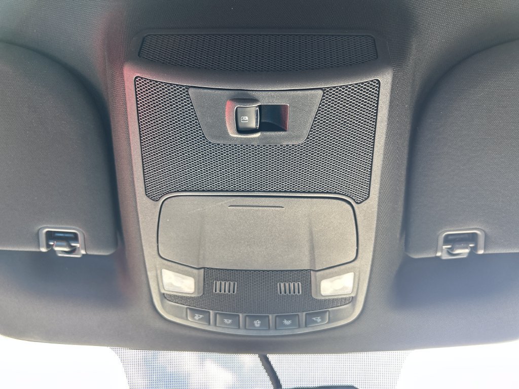 Used 2018 Ford F150 XLT w/ Equipment Group 302A Luxury AWD/4WD image 18