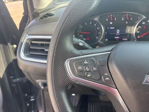 Used 2022 Chevrolet Equinox LT image 17