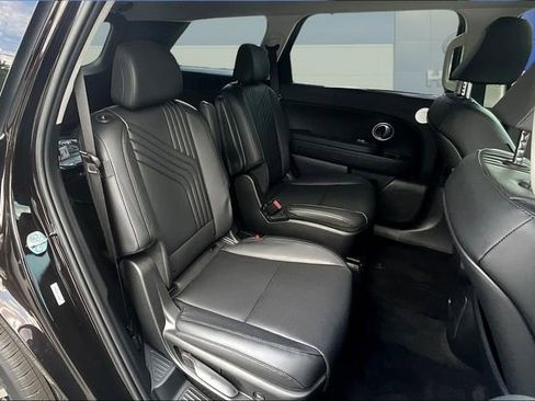 Certified 2026 Hyundai Palisade SEL image 9