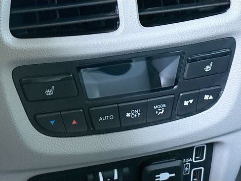Used 2022 Honda Pilot Elite image 27