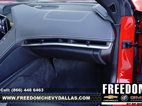 Used 2022 Chevrolet Corvette Stingray Preferred Cpe w/ 2LT image 28