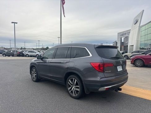 Used 2017 Honda Pilot Elite image 3