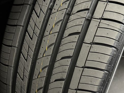 Used 2020 Toyota Camry XLE image 42