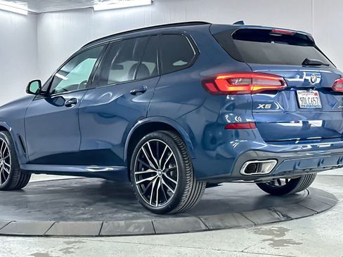 Used 2023 BMW X5 xDrive40i w/ M Sport Package AWD/4WD image 6