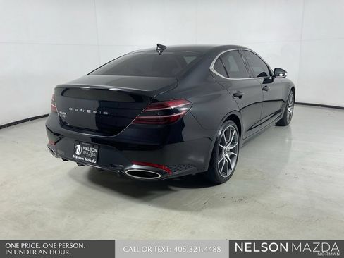 Used 2025 Genesis G70 2.5T RWD image 6