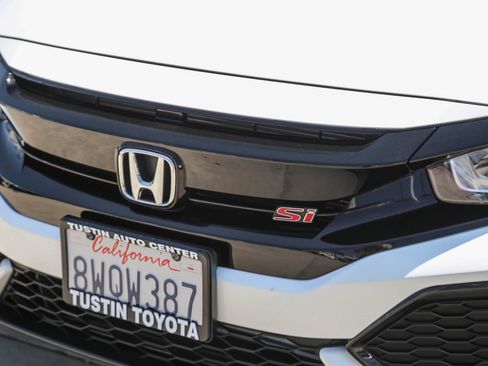 Used 2018 Honda Civic Si image 11