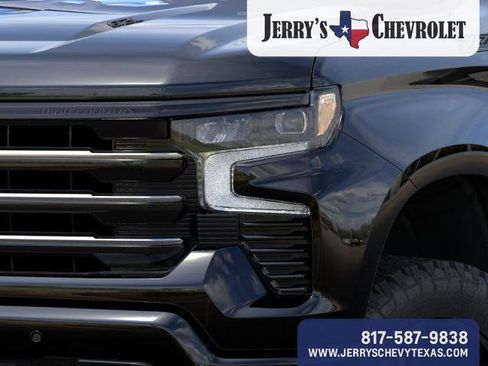 New 2026 Chevrolet Silverado 1500 High Country w/ Midnight Edition AWD/4WD image 11