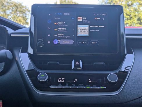 Used 2023 Toyota Corolla LE image 15