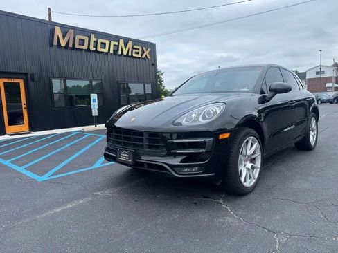 Used 2015 Porsche Macan Turbo w/ Sport Chrono Package AWD/4WD image 1