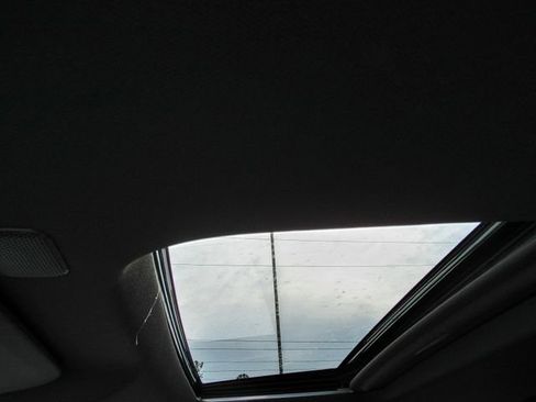 New 2026 GMC Sierra 1500 SLT w/ SLT Premium Package image 15