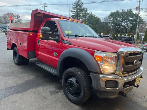 Used 2015 Ford F550 4x4 Regular Cab Super Duty image 4