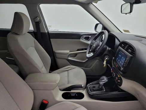 Used 2020 Kia Soul LX image 21