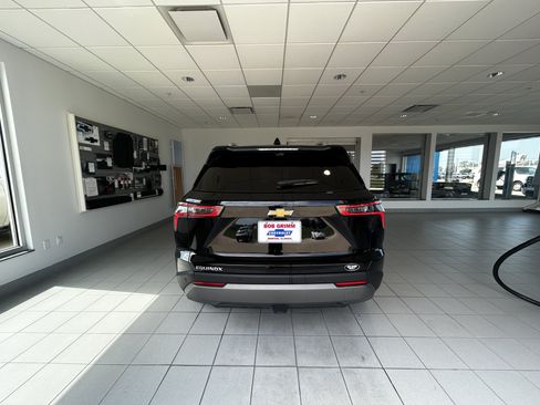 Used 2026 Chevrolet Equinox LT w/ Convenience Package II FWD image 9