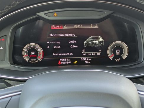 Used 2023 Audi Q8 Prestige AWD/4WD image 36