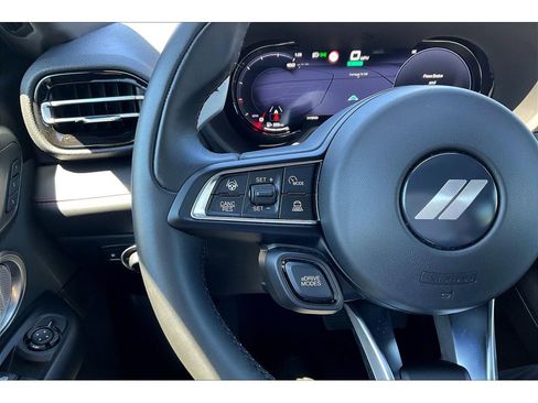 New 2024 Dodge Hornet R/T Plus w/ Tech Pack Plus w/o Parking image 18