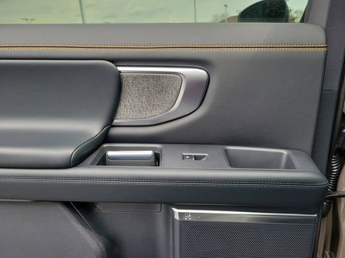 New 2026 Ford Expedition Tremor image 15