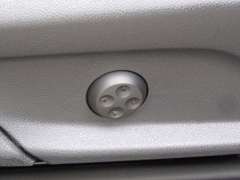 Used 2022 Mercedes-Benz GLC 300 4MATIC image 20