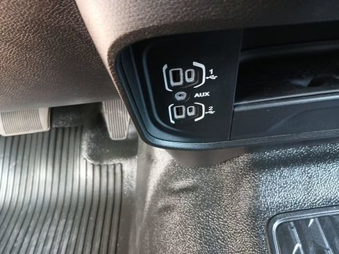 New 2026 RAM 3500 Tradesman AWD/4WD image 38