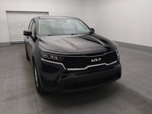 Used 2023 Kia Sorento LX FWD image 14