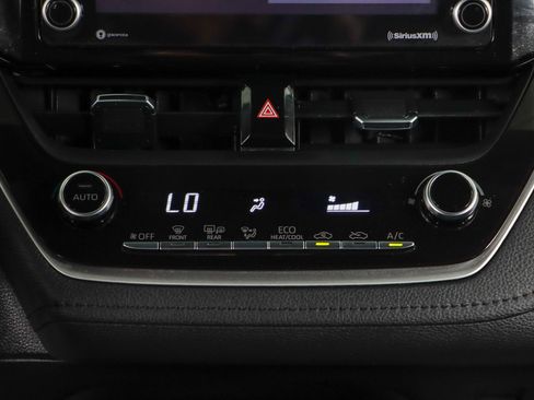 Used 2022 Toyota Corolla SE FWD image 20
