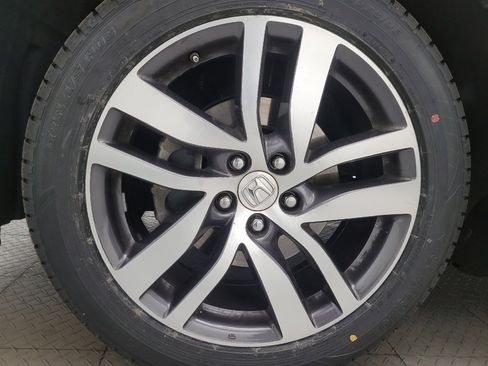 Used 2017 Honda Pilot Elite image 31