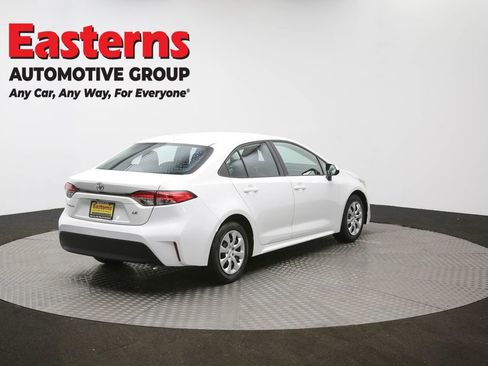 Used 2024 Toyota Corolla LE image 39