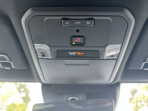 Used 2025 Toyota Tacoma SR5 RWD image 28