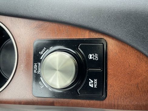 Used 2020 Lexus RX 450hL 450hL w/ Premium Package image 24