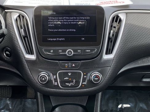 Used 2024 Chevrolet Malibu LS FWD image 28