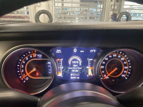 Used 2018 Jeep Wrangler Unlimited Sport S AWD/4WD image 16