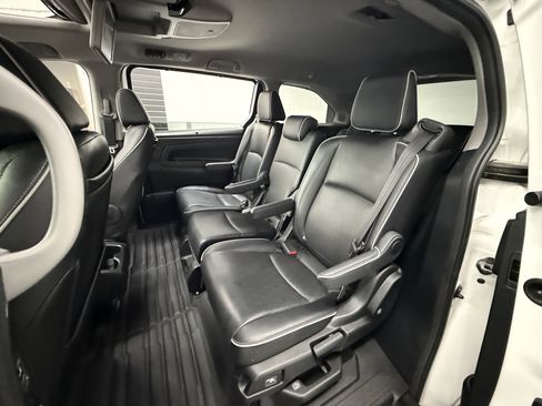 Used 2023 Honda Odyssey Touring image 25