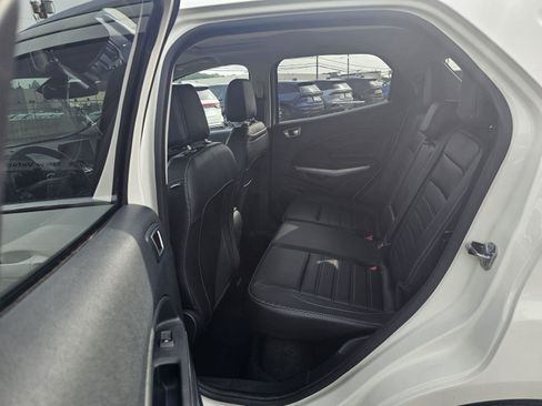 Used 2022 Ford EcoSport Titanium image 18