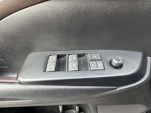 Used 2018 Toyota Highlander XLE FWD image 14
