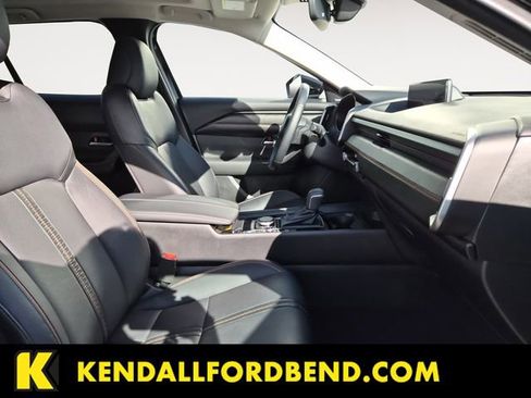 Used 2025 MAZDA CX-50 AWD 2.5 Hybrid w/ Cargo Package image 15