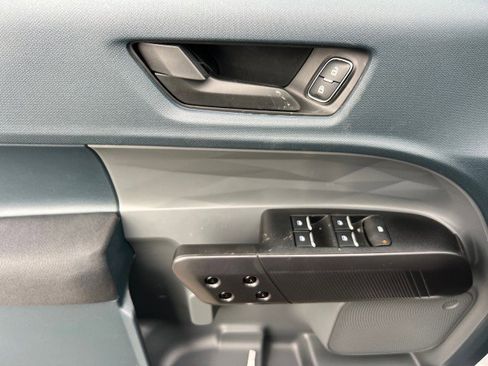 New 2025 Ford Maverick XL w/ Equipment Group 102A image 9