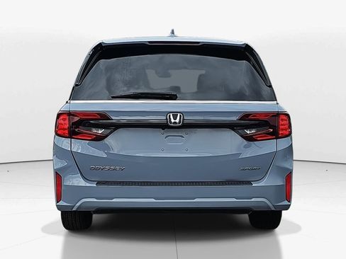 Used 2025 Honda Odyssey Sport-L image 6