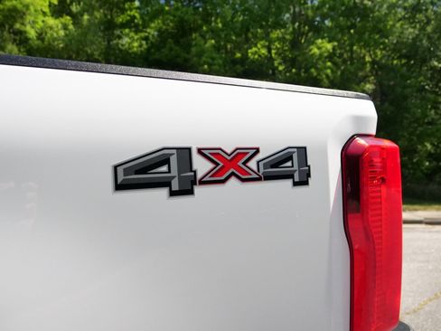 Used 2023 Ford F350 XL w/ XL Chrome Package AWD/4WD image 24