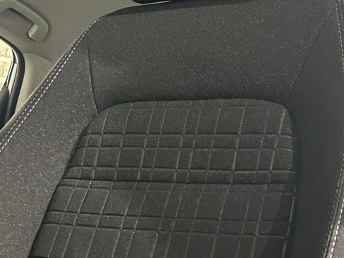 Used 2024 Honda HR-V LX image 39