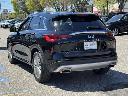 Used 2023 INFINITI QX50 Luxe AWD/4WD image 10